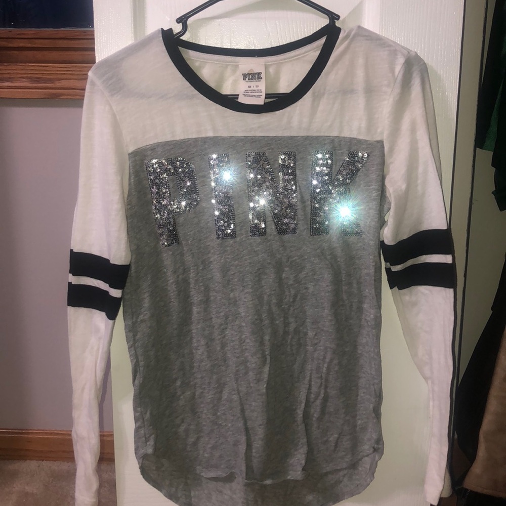 Women’s long sleeve shirt